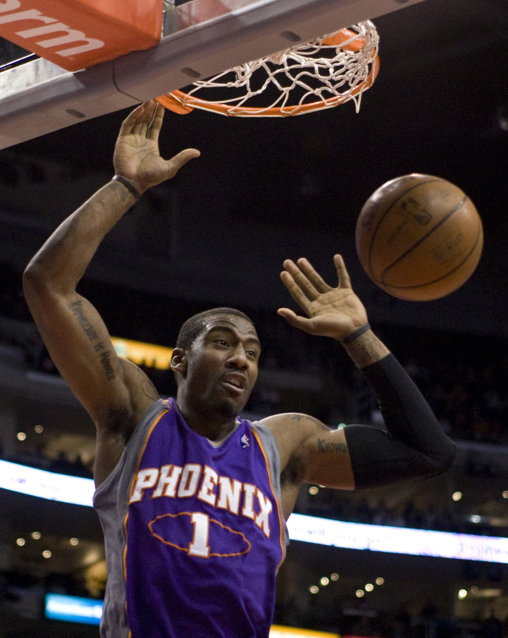 小斯：在我之前高中进NBA的没拿过最佳新秀 我在和姚明竞争